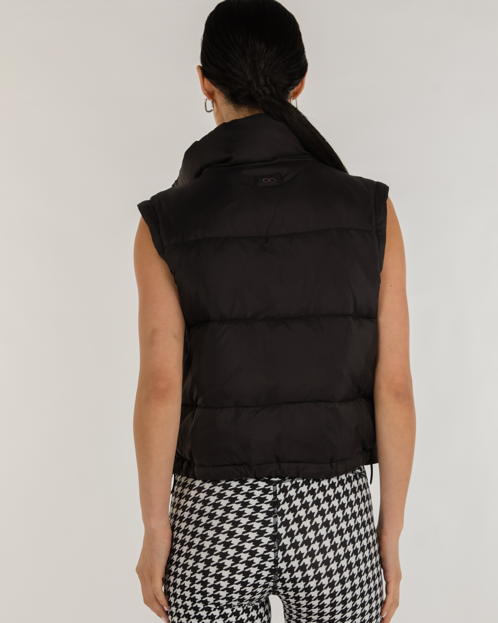 On the Go Puffer Convertible Jacket Vest