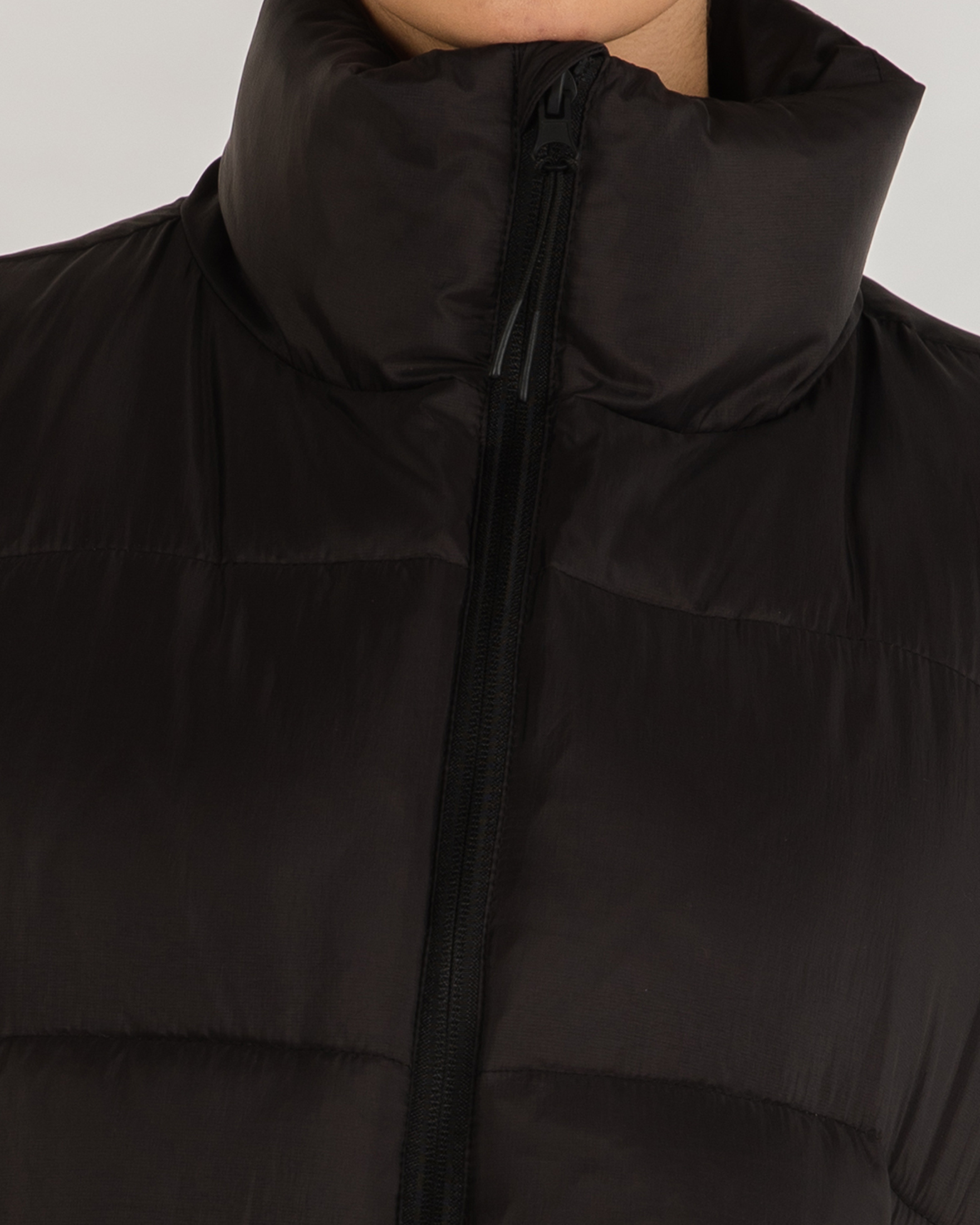 On the Go Puffer Convertible Jacket Vest